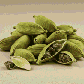 Elaichi: Khushbu aur Sehat ka Khazana